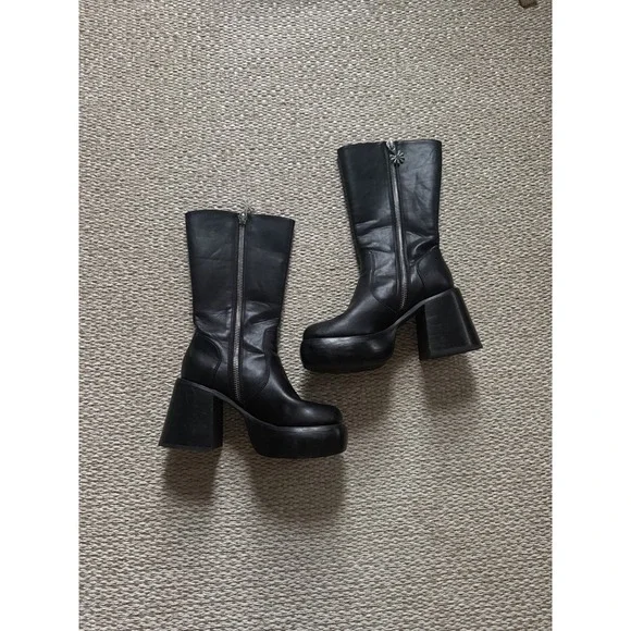 Delia's Dolls Kill New Moon Mid Calf Chunky Black Platform Boots Goth 9 Grunge - Picture 3 of 9